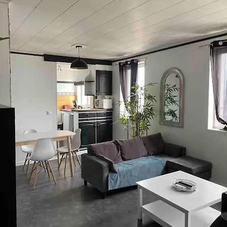 Appart Dans Un Immeuble Calme 公寓 *